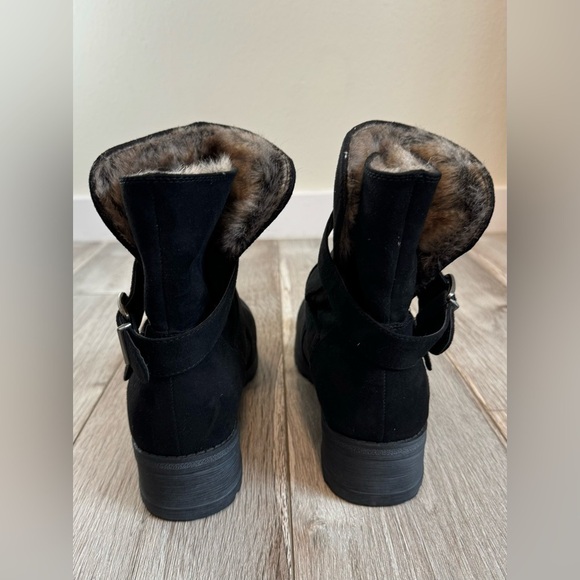 White Mountain~ Women’s Black Size 10 CHASTITY BOOT Moto Style Ankle Bootie NWOB - Picture 4 of 11